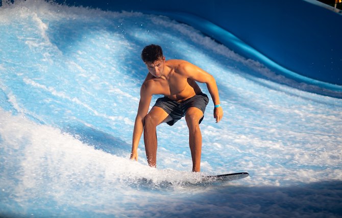 FlowRider® Surfing Experience 