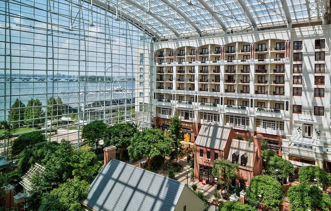 Gaylord National atrium overlooking Potomac River in National Harbor, MD