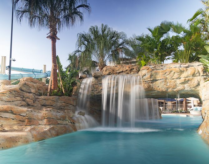 Crystal Rapids Lazy River at Gaylord Palms