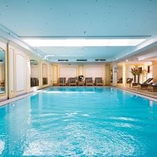 Pool and Wellness area at Hotel Berlin Central District 
