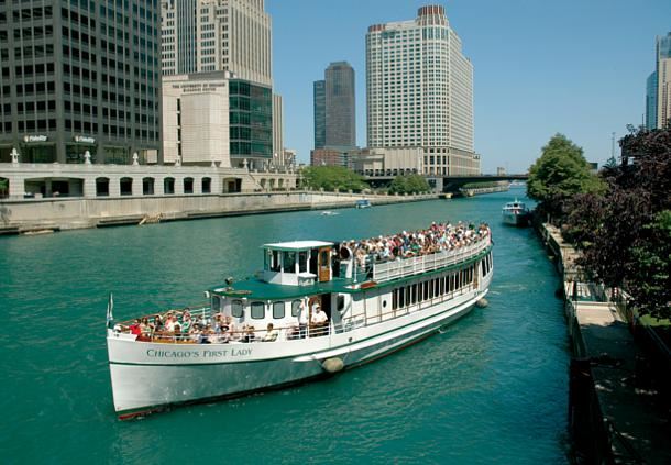 Chicago River Tour 