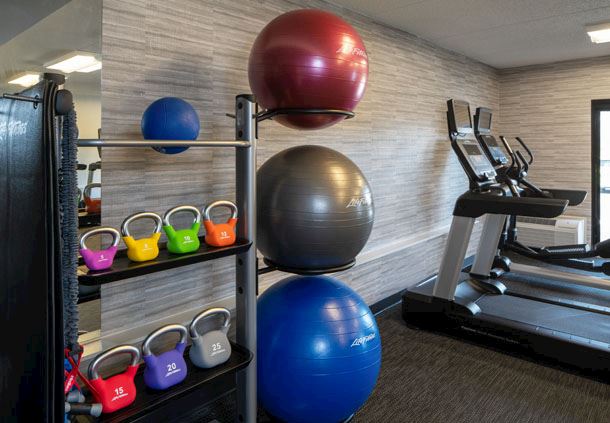 Fitness Center – Weights