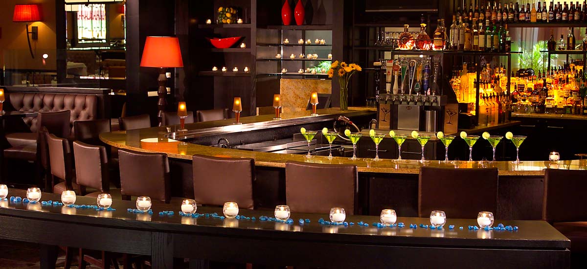 Cocktail Bar Atlanta GA Renaissance Atlanta Waverly Hotel