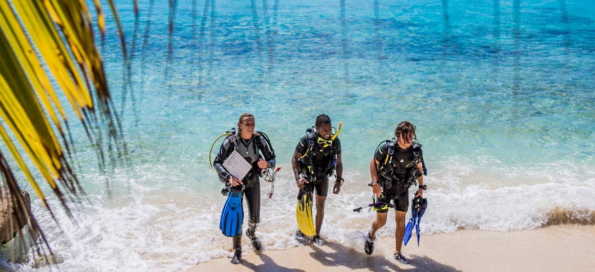 Bonaire Diving Resorts and Hotels Courtyard Bonaire Dive Resort