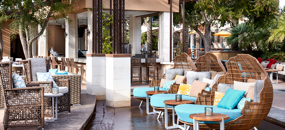 Phoenix, AZ Bar and Grill Lunch Restaurant JW Marriott Phoenix