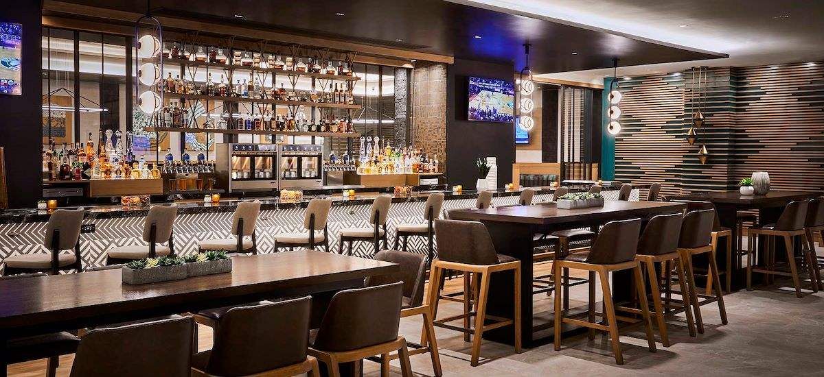 San Antonio Marriott Rivercenter Food and Beverage