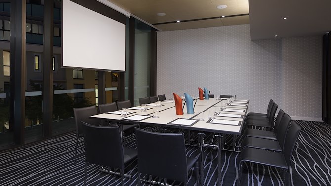 Four Points by Sheraton Innovate Meeting Room