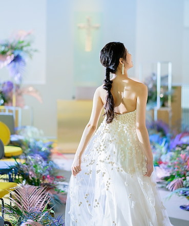 ウエディングドレス カクテル 高級ホテル内のブライダルの衣装 紫1 あせり 